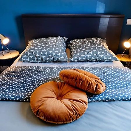 Lourde Center Apartment 3 Bed With Parking Lourdes Kültér fotó