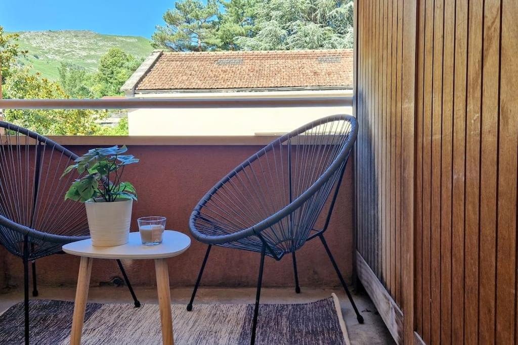 Lourde Center Apartment 3 Bed With Parking Lourdes Kültér fotó